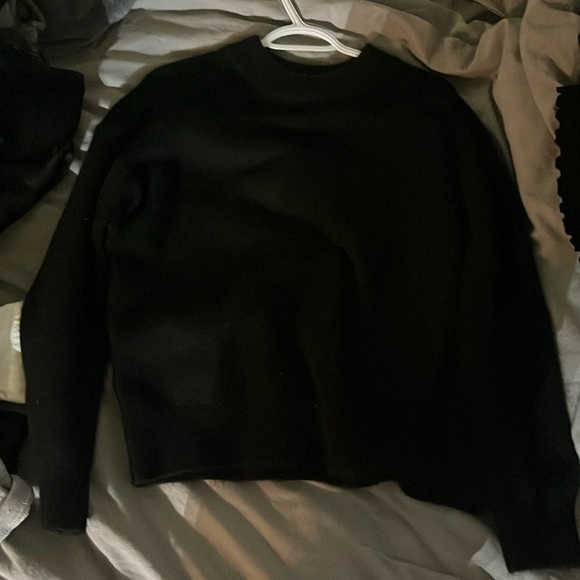 Wool sweater - Picture 1 of 3